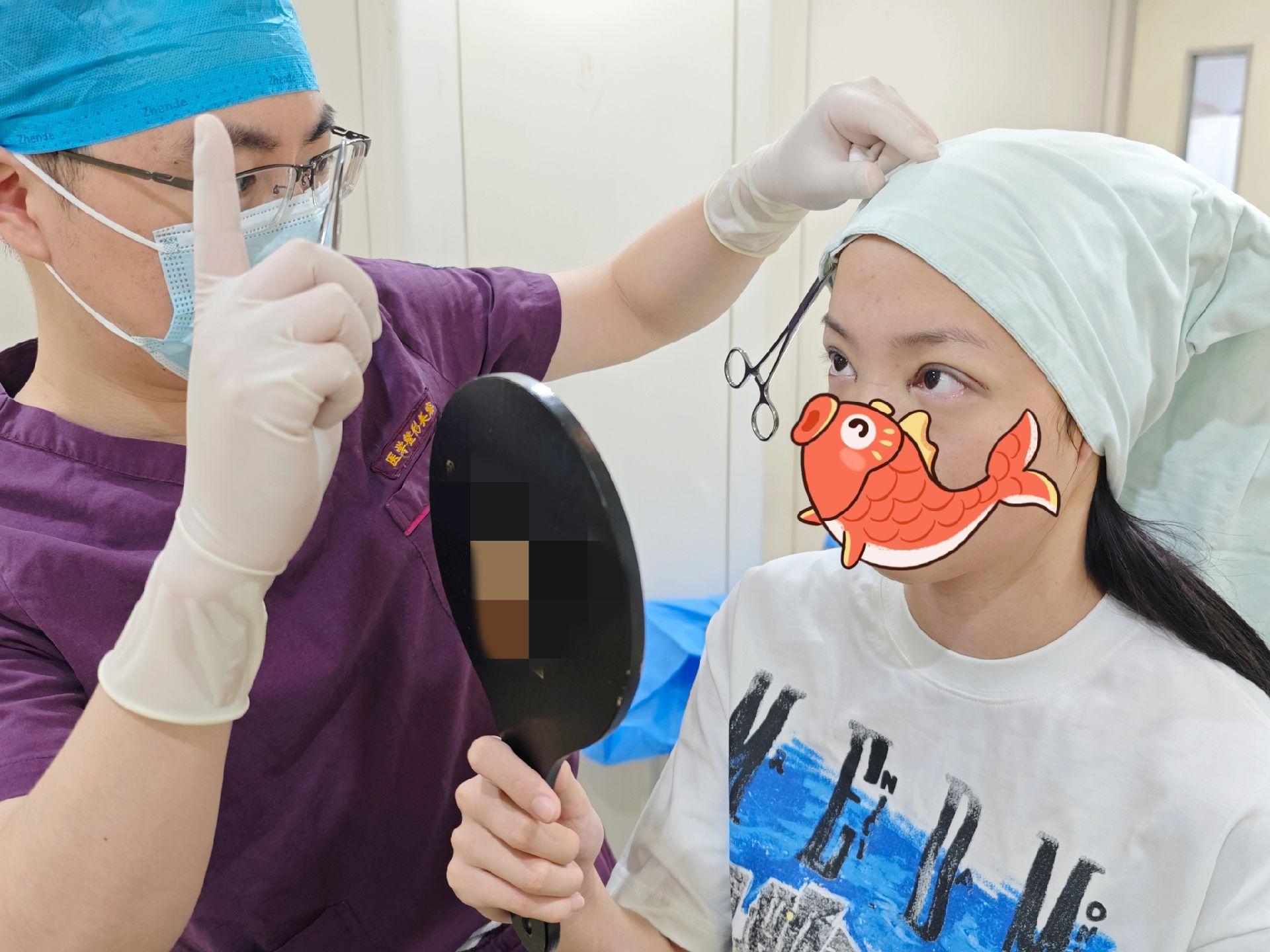 好看的作品当然要分享。做整形医生，最开心的就是仔细认真的完成一台手术