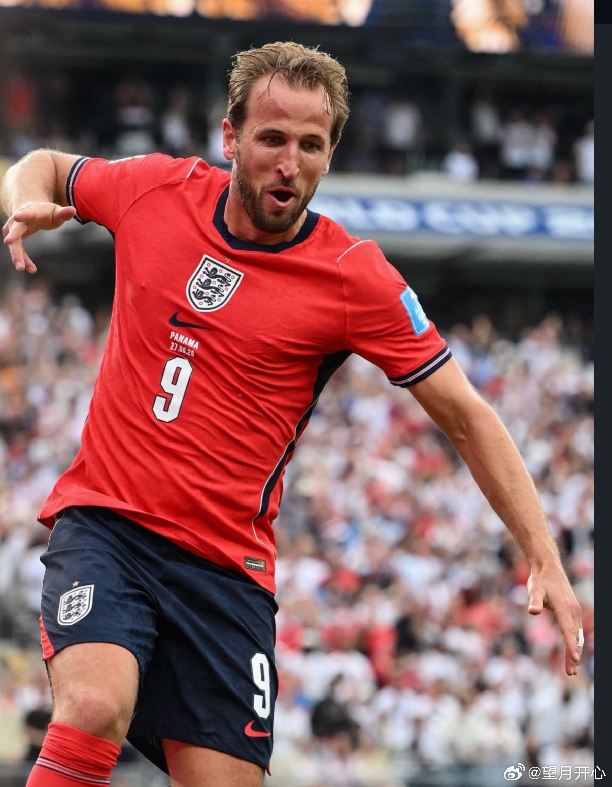 凯恩成为英格兰世界杯射手王L组小组赛最后一轮，英格兰2-0巴拿马，凯恩凭借67分