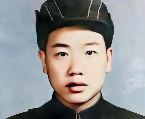 1950年，志愿军排长郭忠田公然无视上级命令，不仅弃守高地，还故意放走美军坦克，