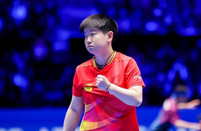 11月30日，2025年成都混合团体世界杯正式开始。
国乒参与揭幕战，对阵港队混