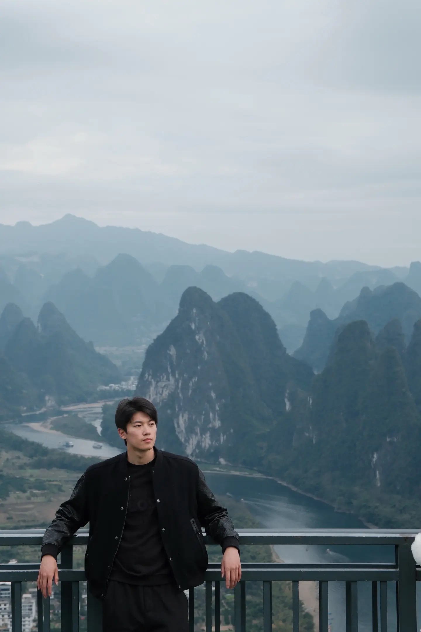 旅拍版的嘻嘻不嘻嘻汪顺