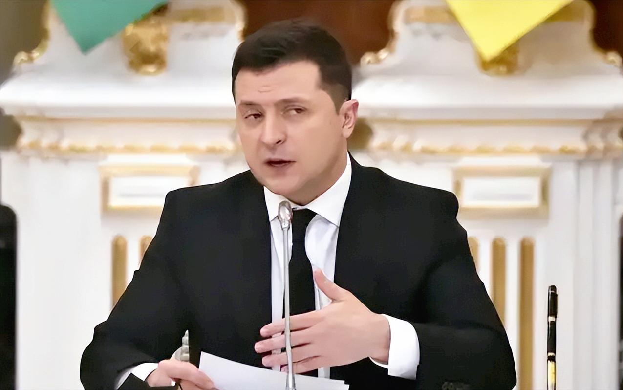 打了快四年的俄乌冲突，终于爆出实打实的好消息，泽连斯基居然松口了，说愿意直接找普