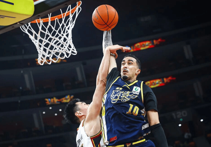 广东男篮分享明日对阵吉林前瞻：球队需要更多球员挺身而出