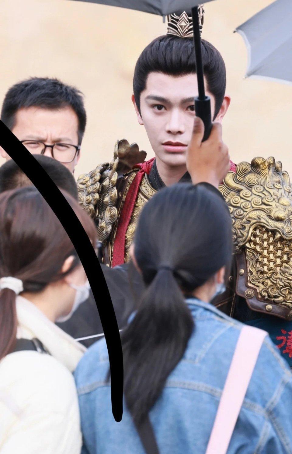 《山河枕》丁禹兮最新路透生图，来审判一下 ​​​