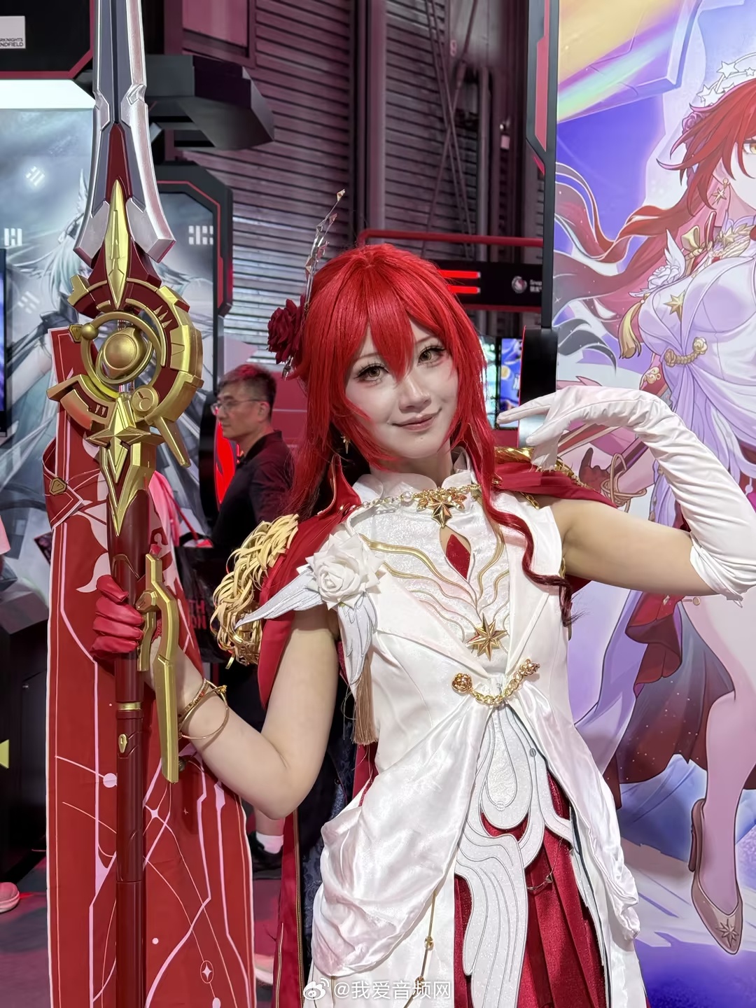 集你所爱chinajoy 各大展台随处可见养眼cos小姐姐，科技数码配上高颜值美