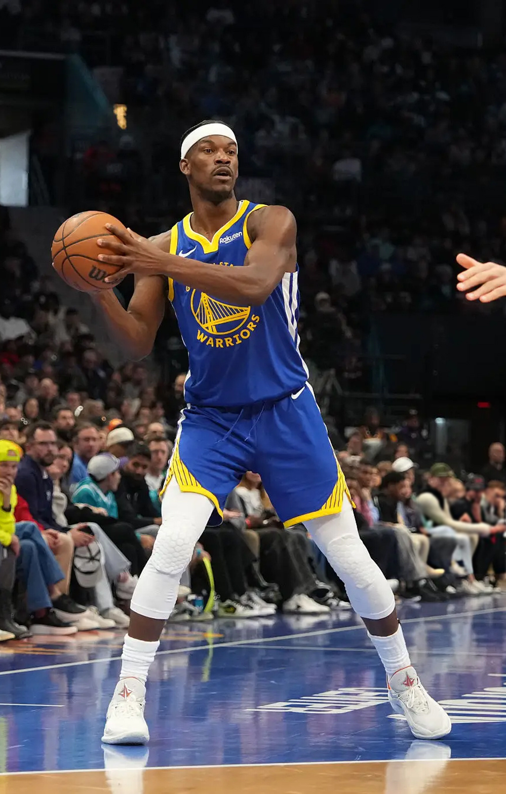 吉米·巴特勒 · 李宁JB4颜色这么素的JB4也是意外的好看登场31分钟 8投4