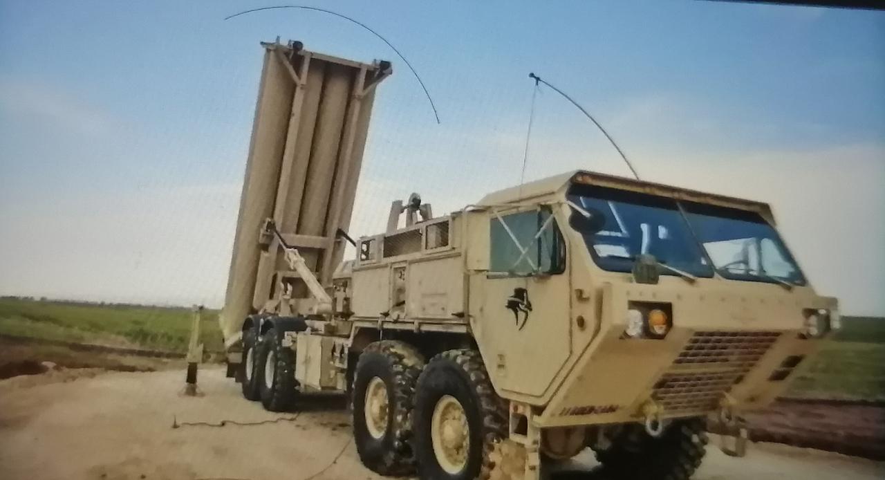 以色列疯狂扩充军备！
最新消息，以色列将境内的萨德防空系统增加到了11套，和以前