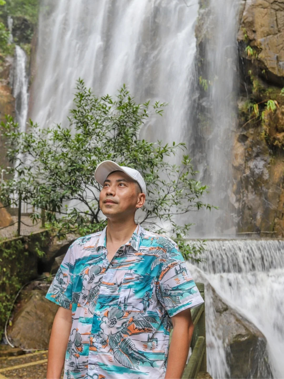 明月松间照 清泉石上流，昨天游玩的奇石河景区，跟王维的山居秋暝诗中意境很像。