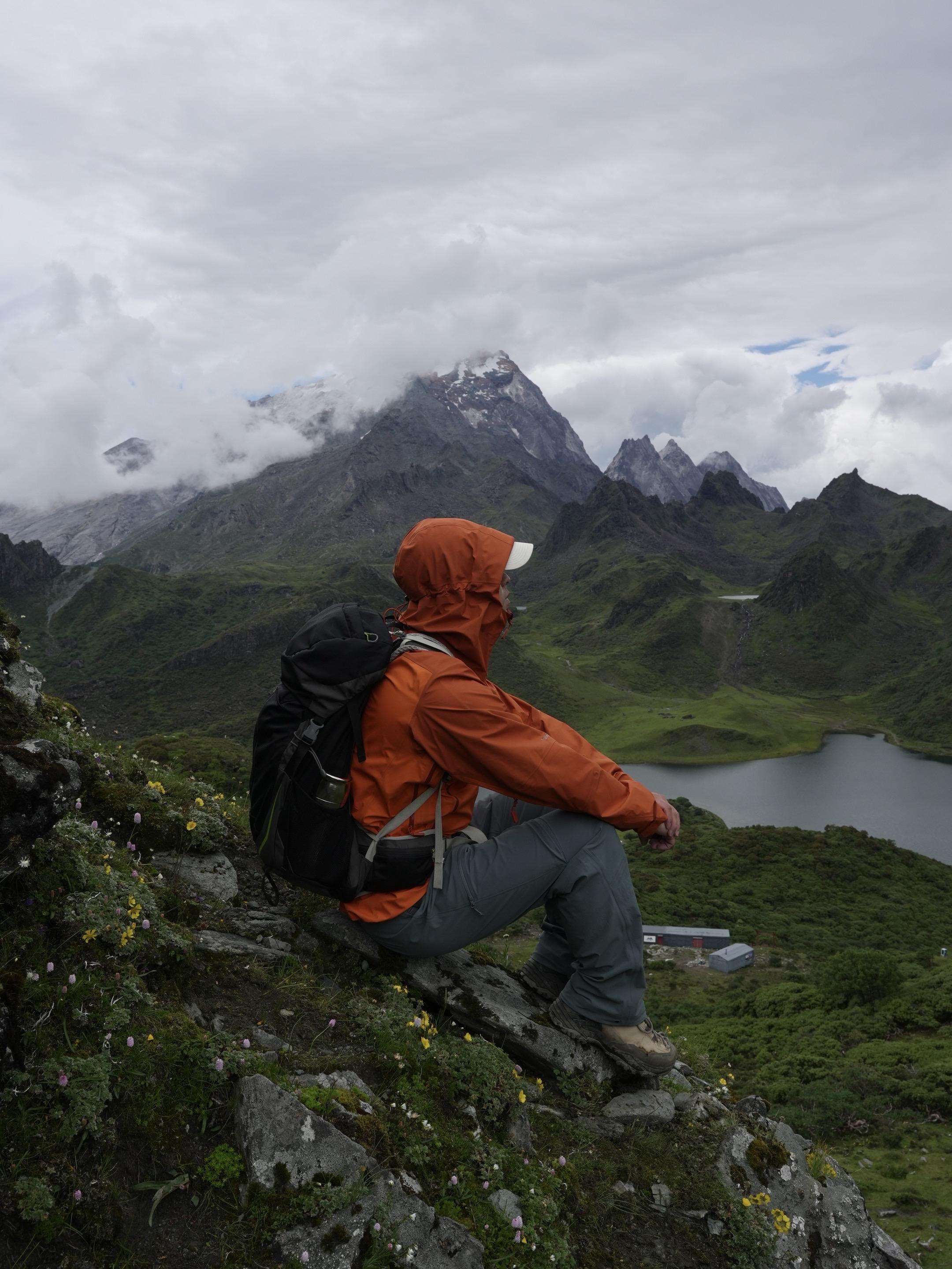 🏔️“哈巴 黑海”2天1晚徒步路线最新景色参考，途中兰花坪营地住宿一...