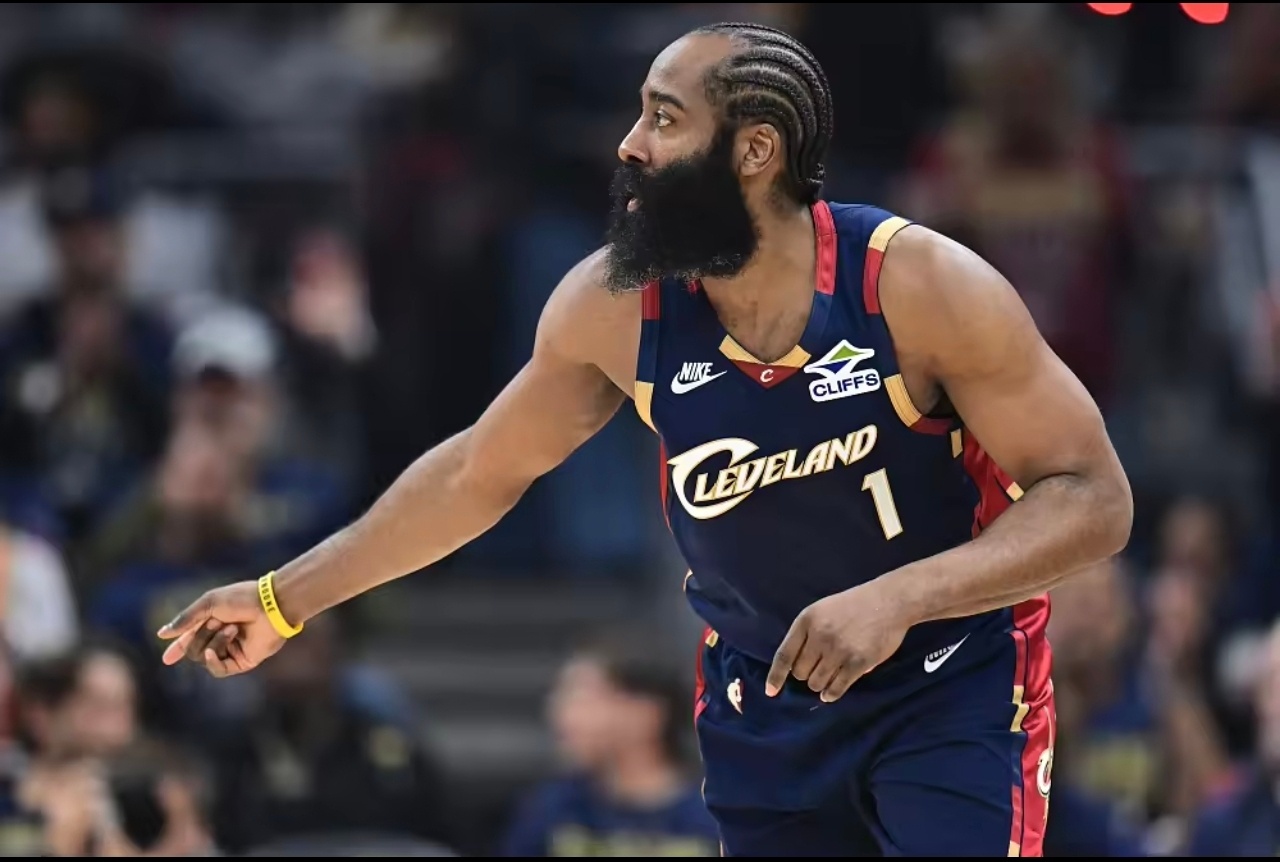 哈登迎生涯第9次抢七，4胜4负战绩成双刃剑北京时间5月16日，NBA季后赛骑士对