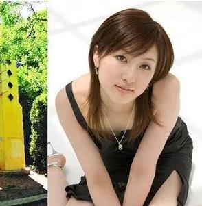 2005年，“天上人间”第一花魁惨死家中，双乳被割，凶手至今成谜。这起发生在北京