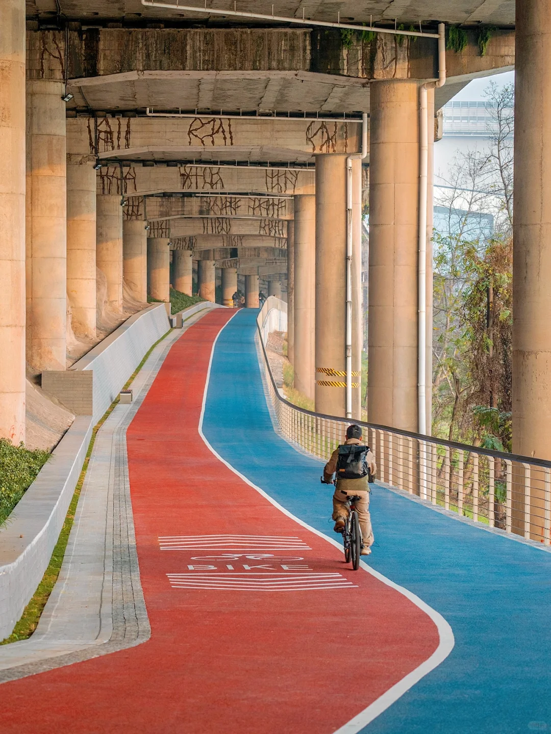 重庆这么美的骑行道和要和日加满一起来🚲