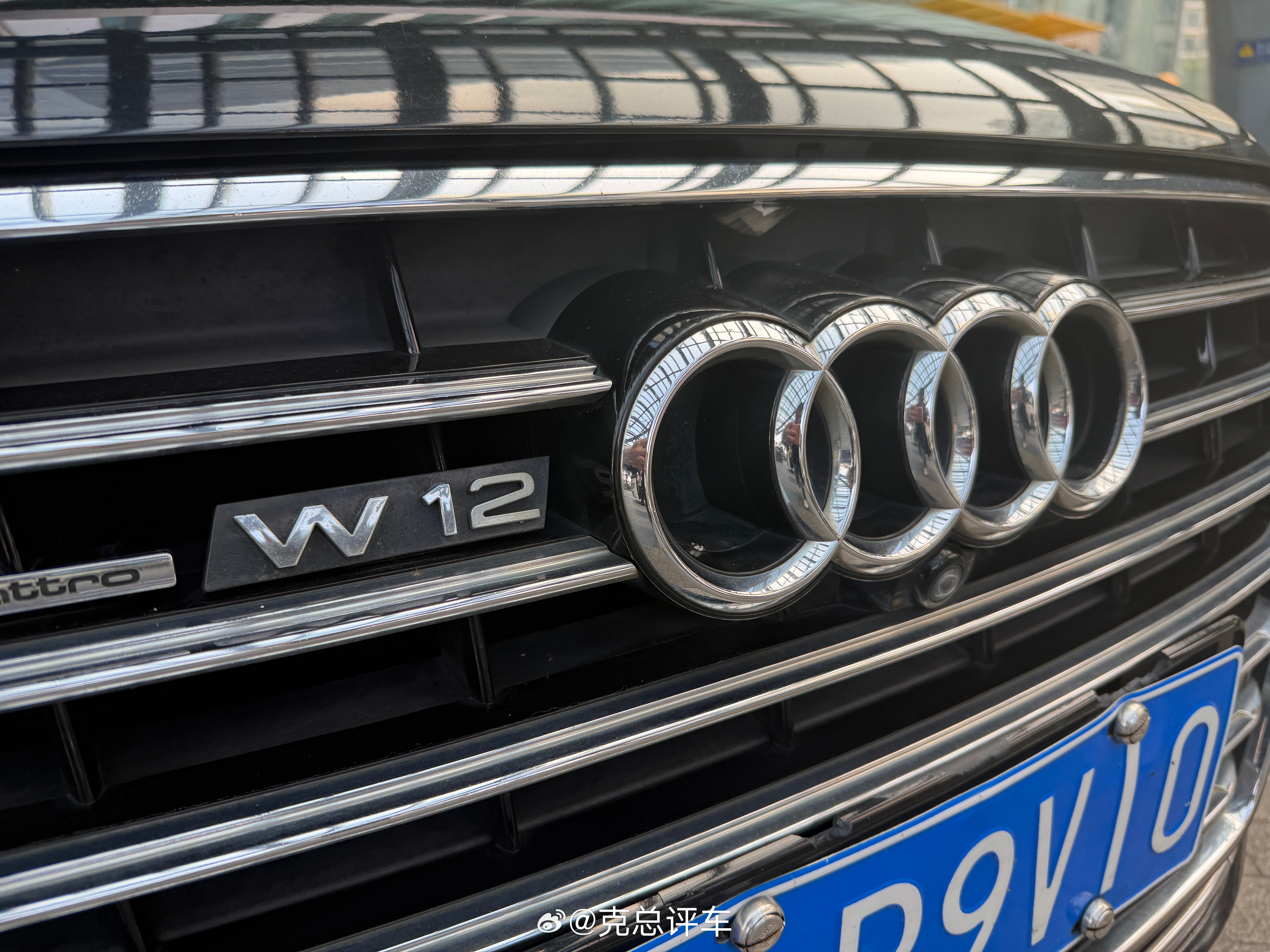 落地接近300万？什么样的身份能够匹配这样的奥迪A8L W12 6.3 FSI 