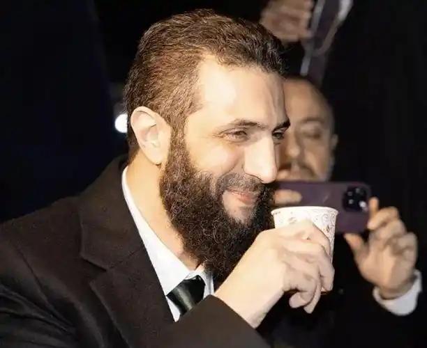 美军突然翻脸？昔日盟友沦为弃子，只因库尔德武装美国的一项命令
 
美国对叙利亚库