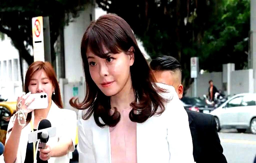 戏肉偏偏在临门时变调。
蓝白前脚还说要一起给高虹安找个“解套”，等到立院表决的那