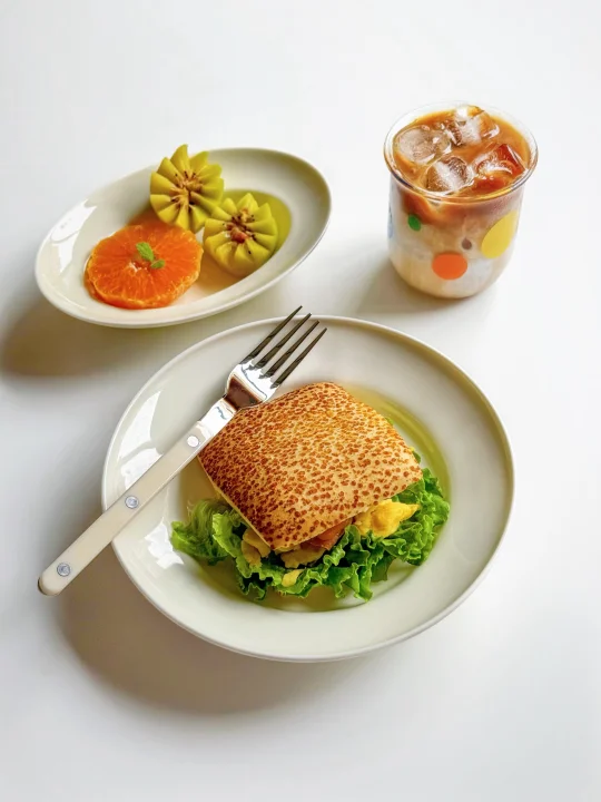 早餐 | 火腿芝士三明治 | 生椰拿铁☕