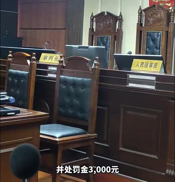 明知艾滋仍卖淫，

交易50次，

没传染为何判刑？

最近贵州长顺县有个案子，
