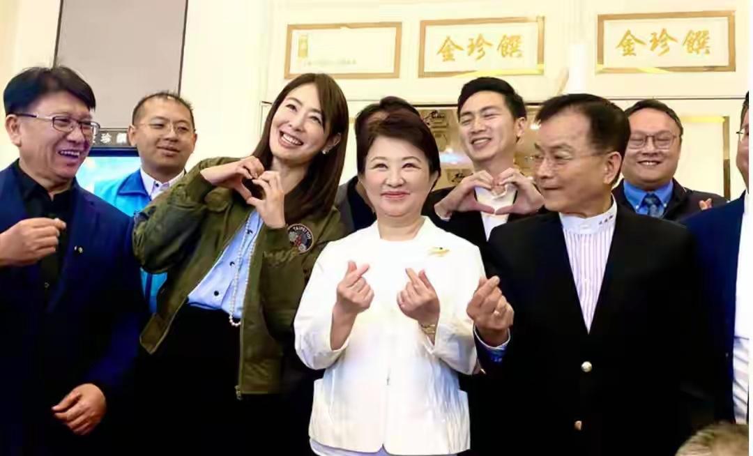 郑丽文被反将一军！卢秀燕突然宣示2028，野心大发叫嚣“国家论”
谁都没想到，第