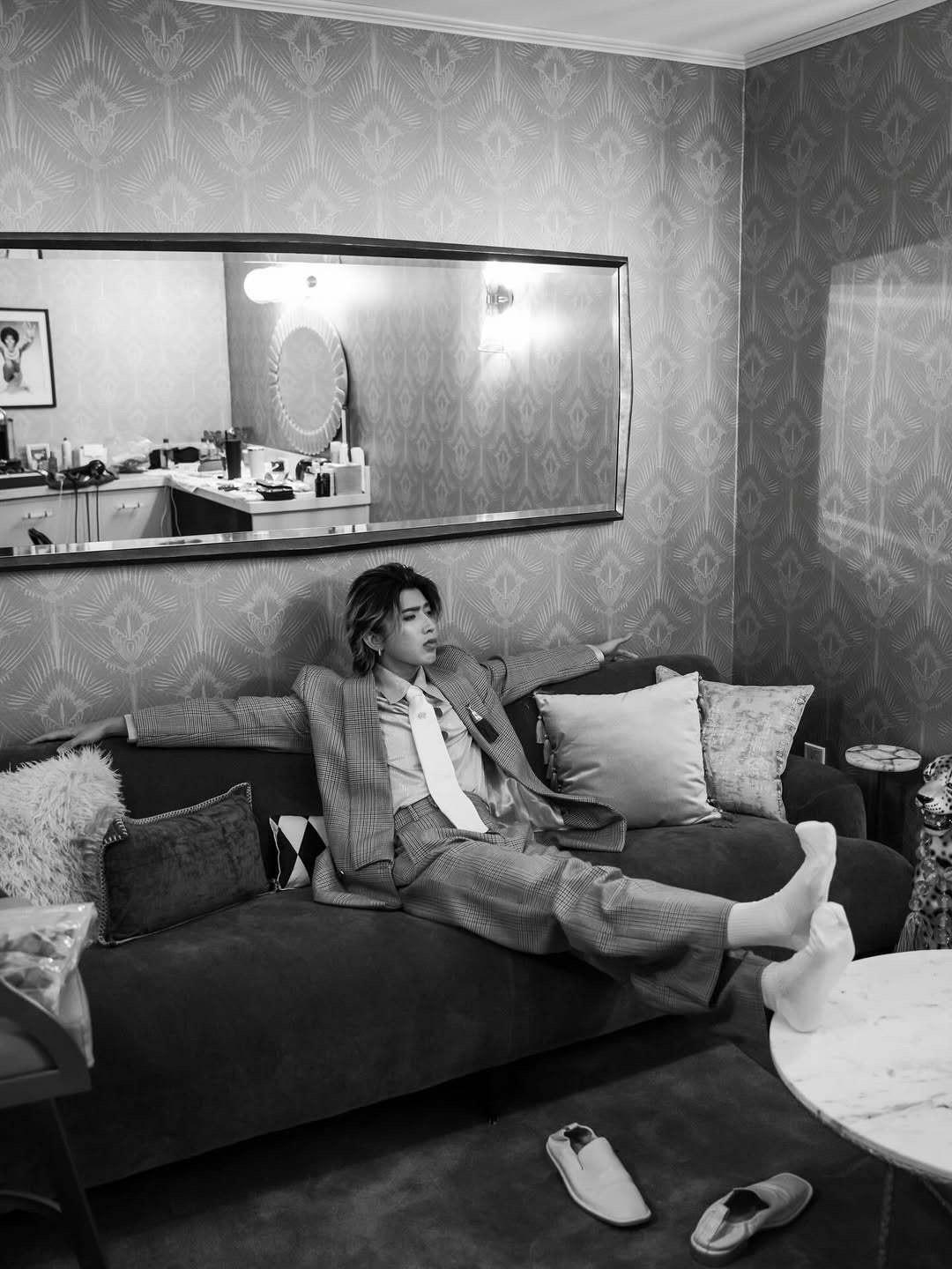 舞台叙事@蔡徐坤
AnEveningWithKUN 蔡徐坤 蔡徐坤2026KUN