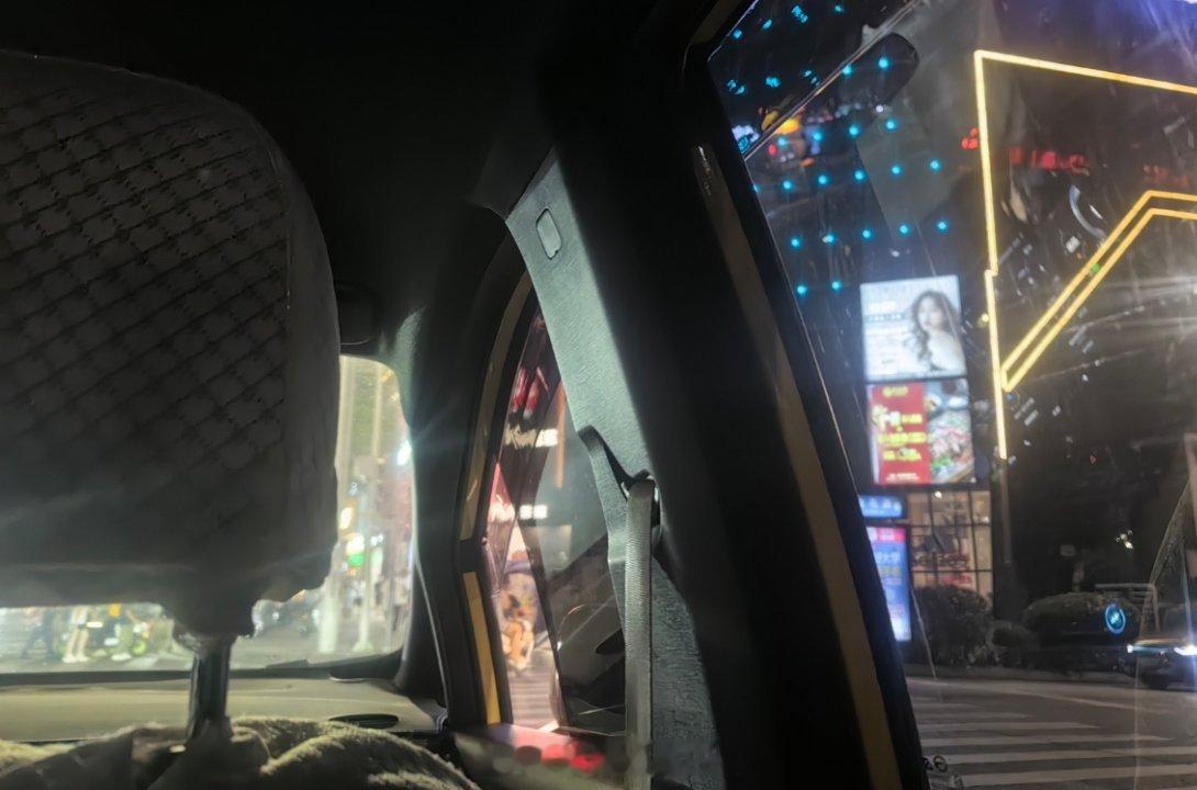 回到遵义市区， 