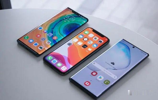 我用的也是国产手机！现在国产手机真的崛起了。十年前，高端市场被苹果、三星垄断，国