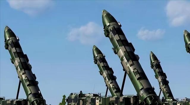 或许，在俄乌冲突还没结束之前，中国会下达统一台湾的命令，这是一石多鸟之计，一，统