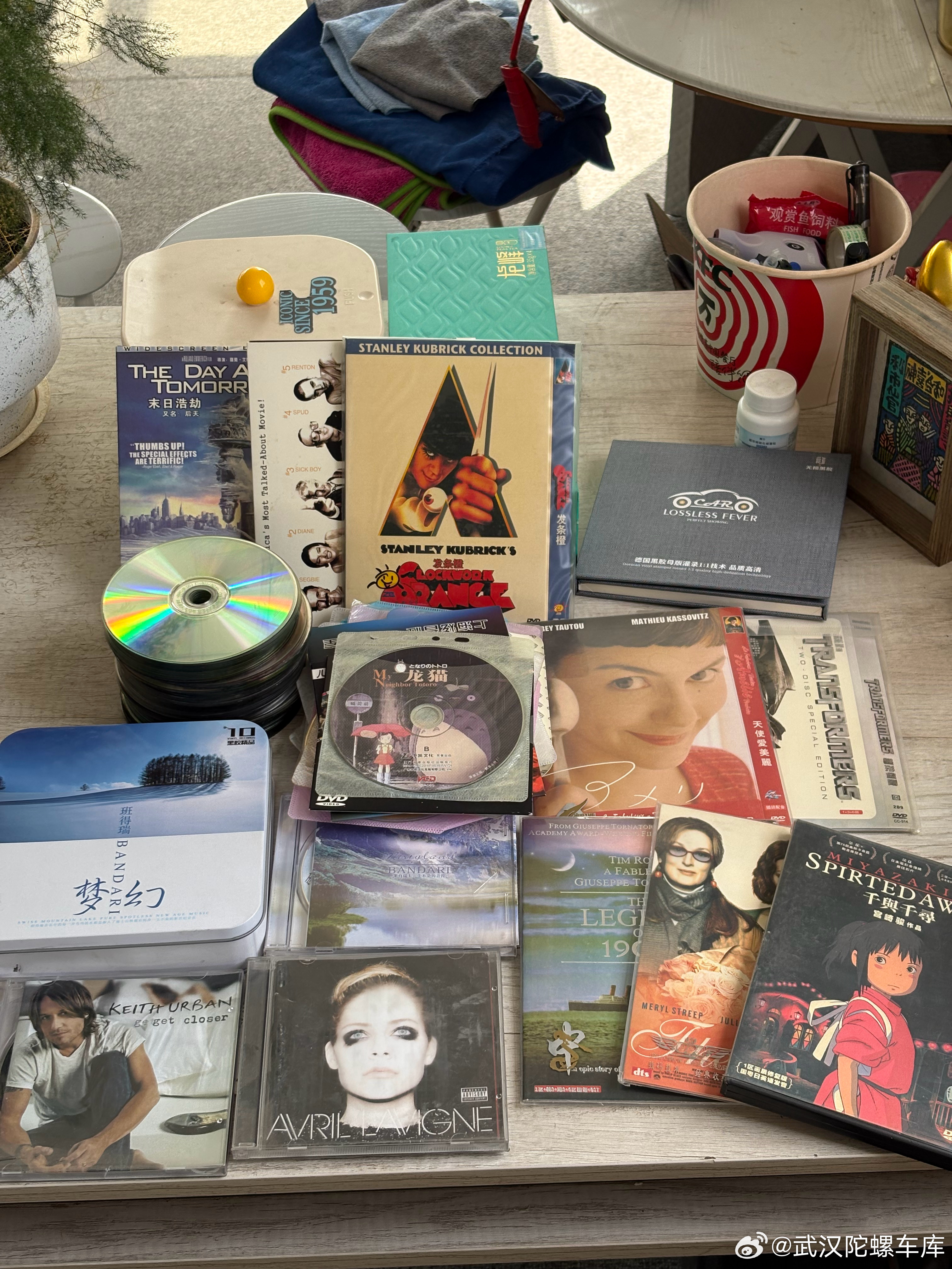 展示实力的时候到了这一堆没有上百 也得大几十张这就是我要留老车车机的原因碟机的音