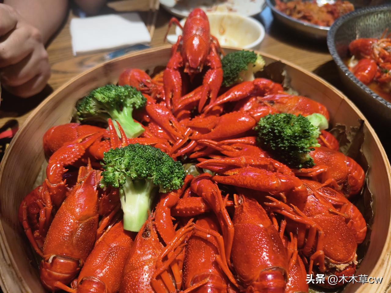 然后我再说一下。仓位几成合适啊？这个我不会回答的，因为每个人承受能力是不一样的。