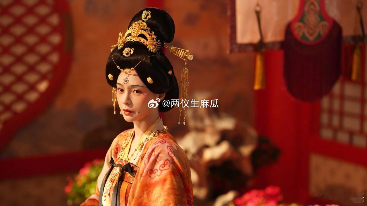 国色芳华2：那些隐藏在第一季中的故事线 国色芳华  蒋长杨同父异母的弟弟，在第二