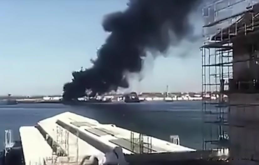 古巴首都哈瓦那的尼科·洛佩斯炼油厂发生大火。尼科·洛佩斯炼油厂是古巴最大的石油设