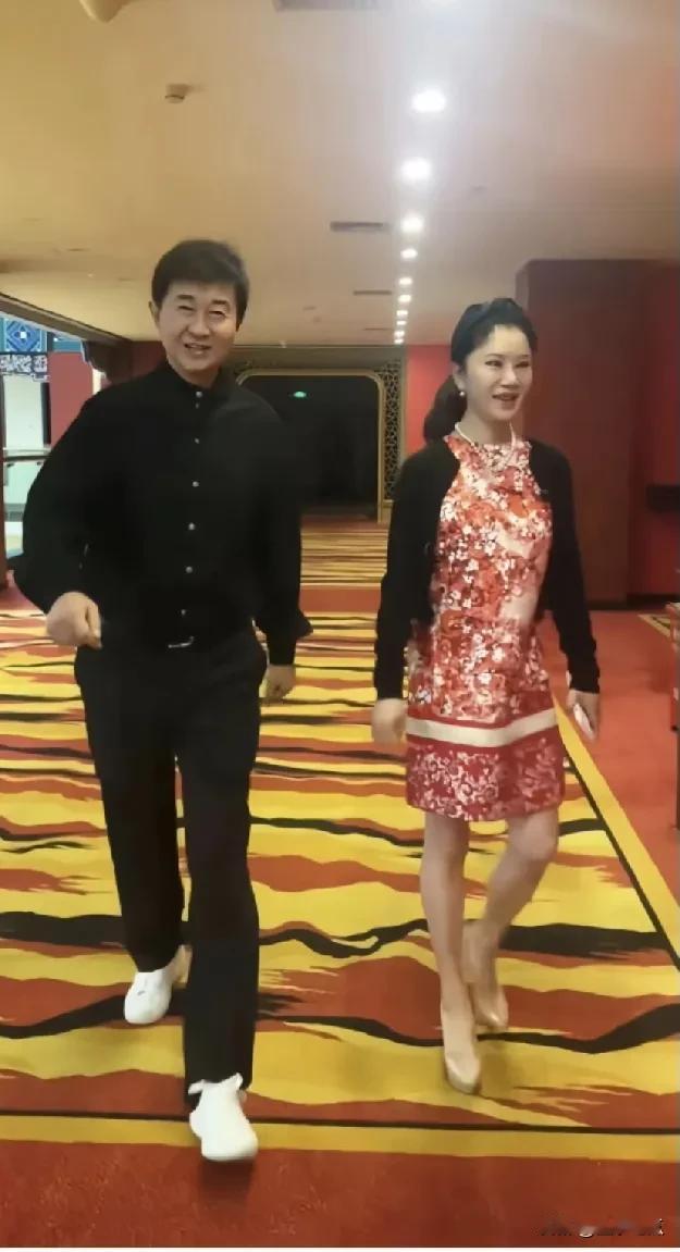 有一对夫妻，凭借一首歌红遍了全国，你知道他们吗？他们就是演唱《知心爱人》的那对夫