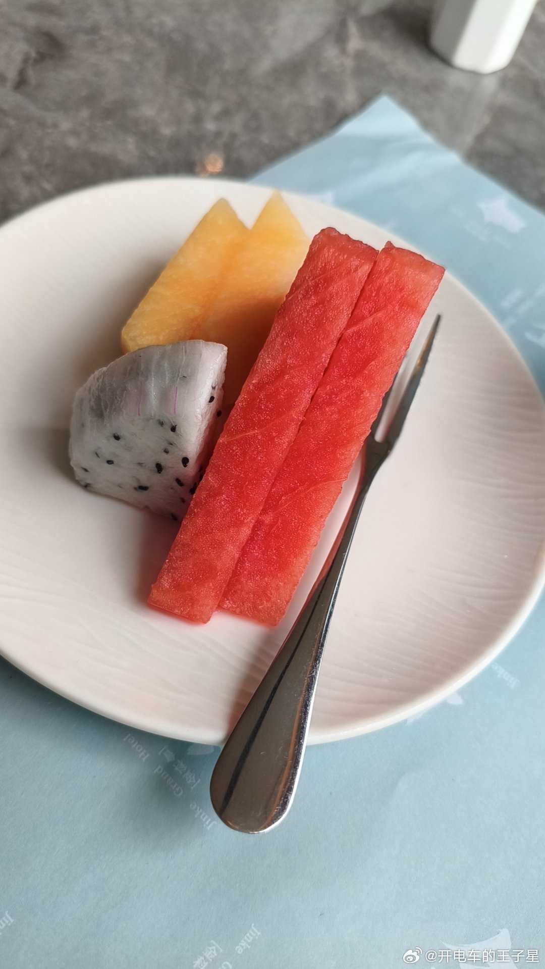 8号马上就要飞重庆参加阿维塔06和12的发布会了最近这个节奏基本上就是空中飞人7