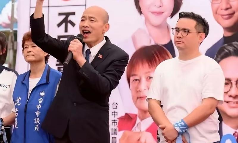 季麟连是一条好汉子，军人气质，有什么说什么，不怕得罪人，不避讳，对政治上的拐弯抹