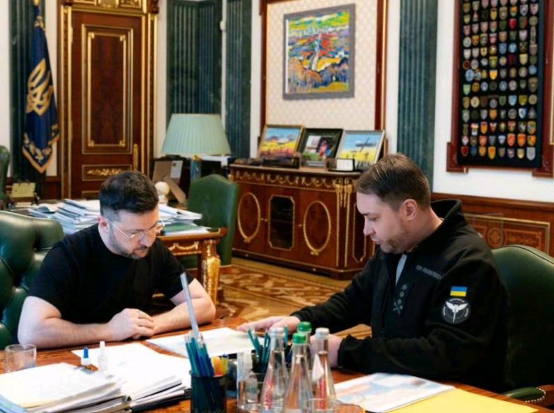 布达诺夫或将任乌总统办公室主任
外媒消息，乌克兰总统泽连斯基日前对外表示，他已提