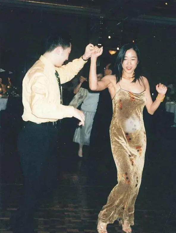 朱玲玲，曾经的最美香港小姐❗ 那时候朱玲玲可是娱乐圈里的大明星啊，风光...