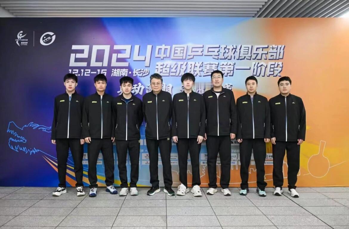 这么一看耶耶竟然是脸最小的 