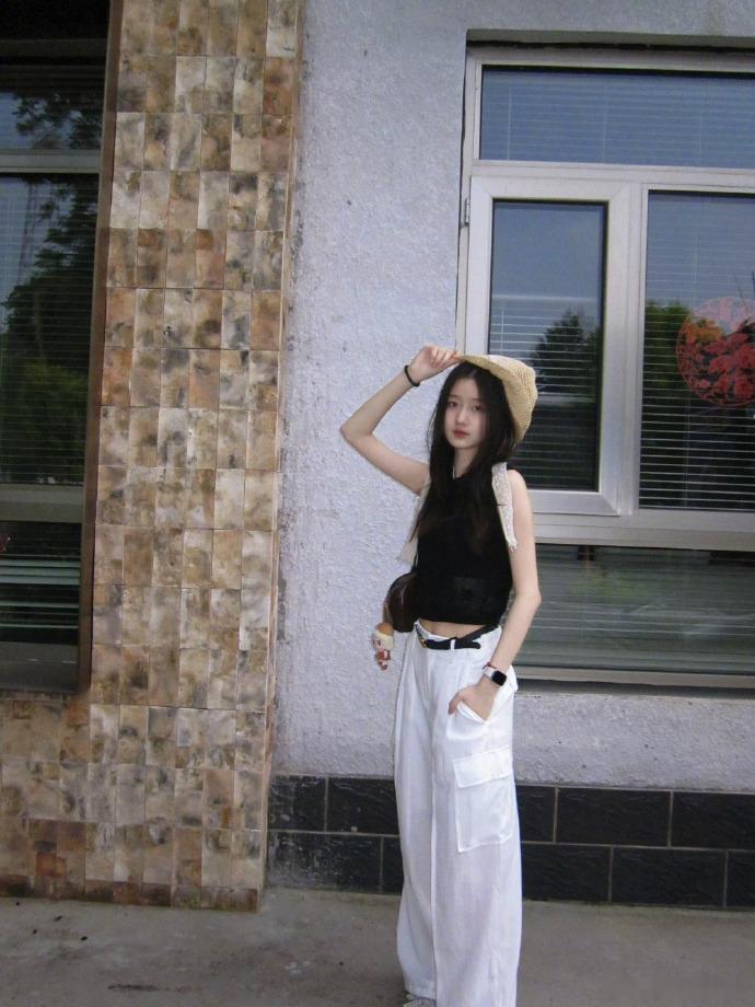 温宜公主被北电录取 依稀对这个小姑娘还停留在《虎妈猫爸》的倩倩里 没想到已经要上