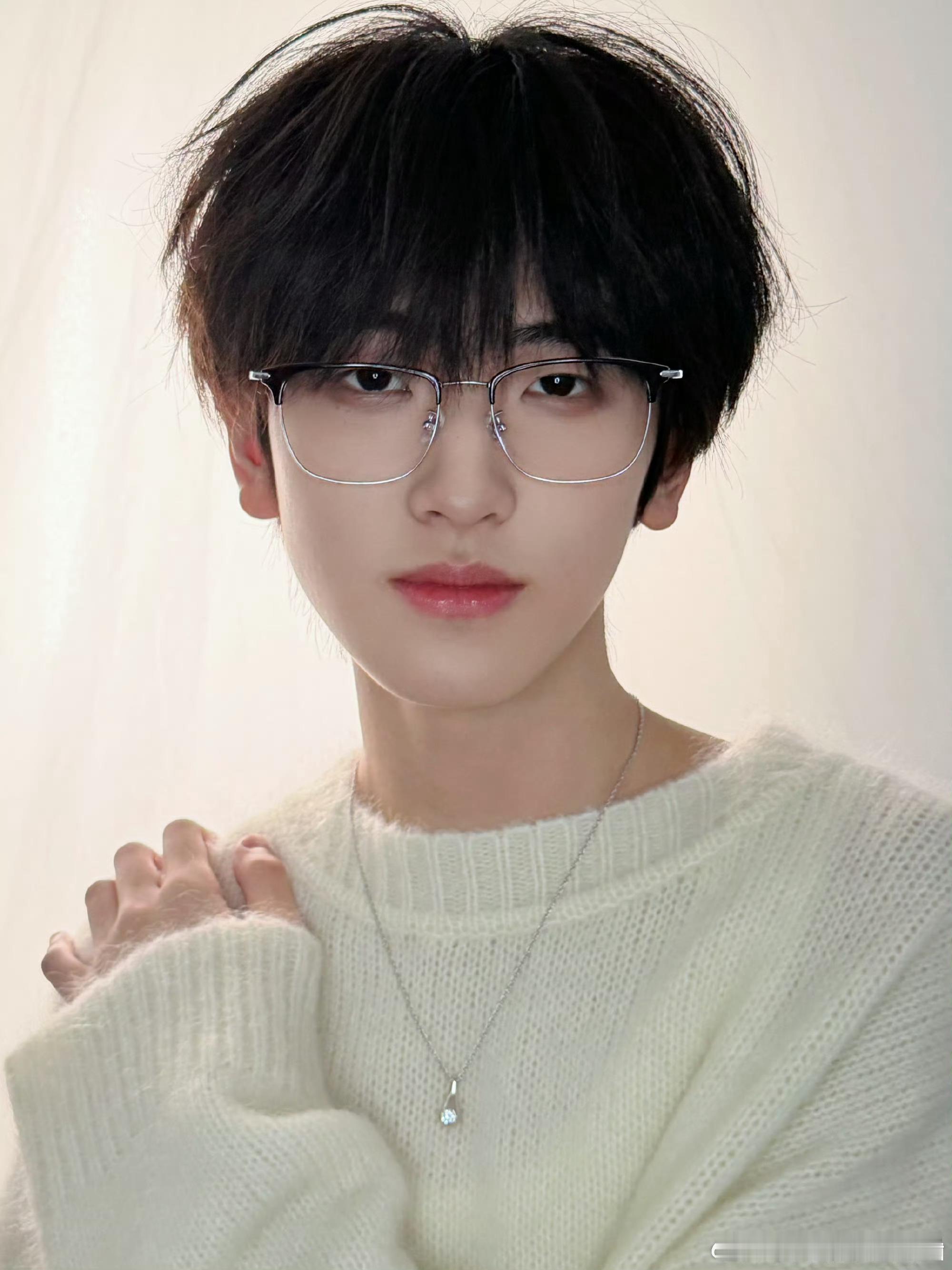 陈奕恒 左奇函两家维⭕ 