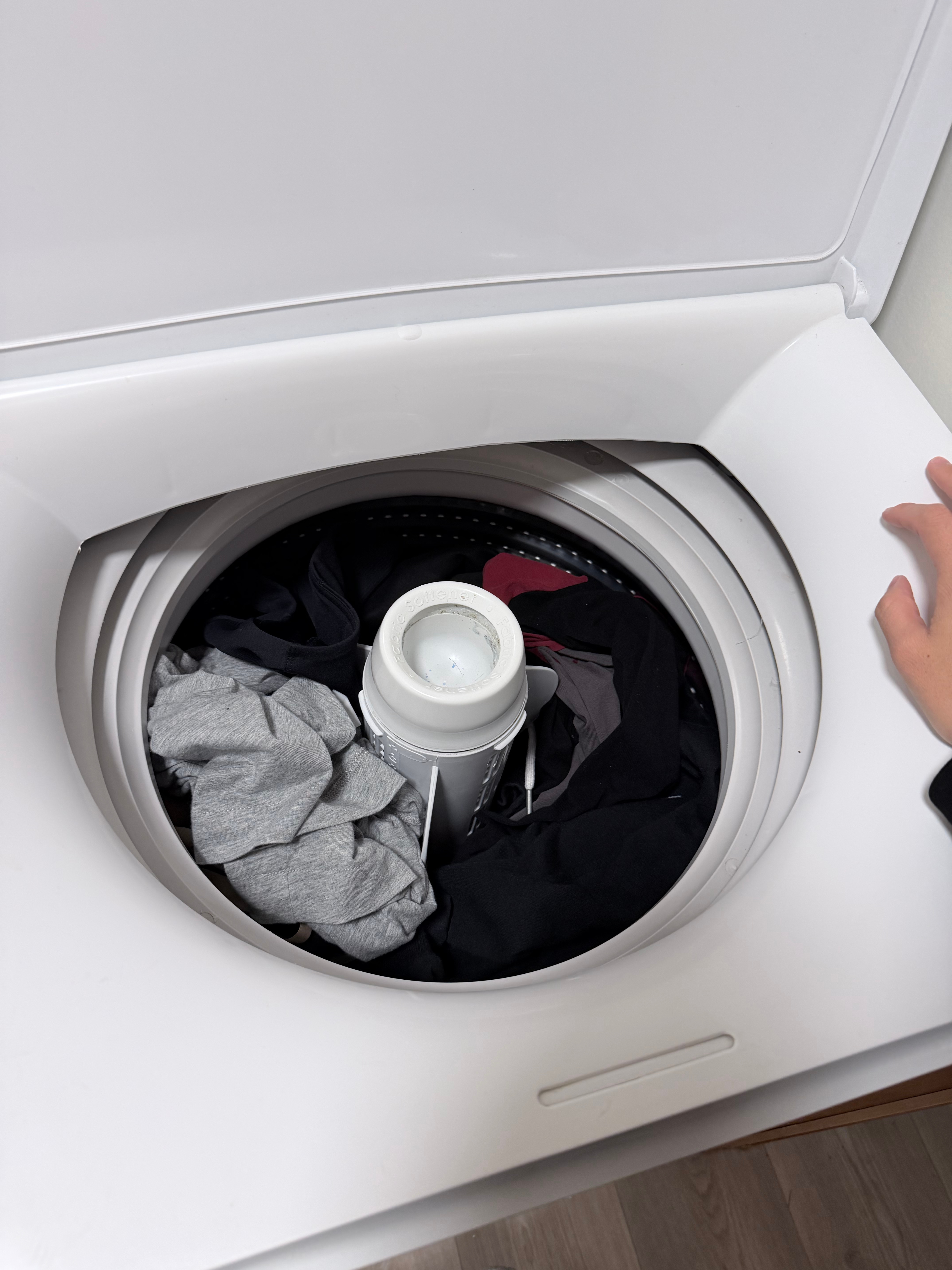 豆包真牛啊，在海外遇到这个洗衣机不敢直接放洗衣粉还是洗衣液还是什么了（我曾经差点