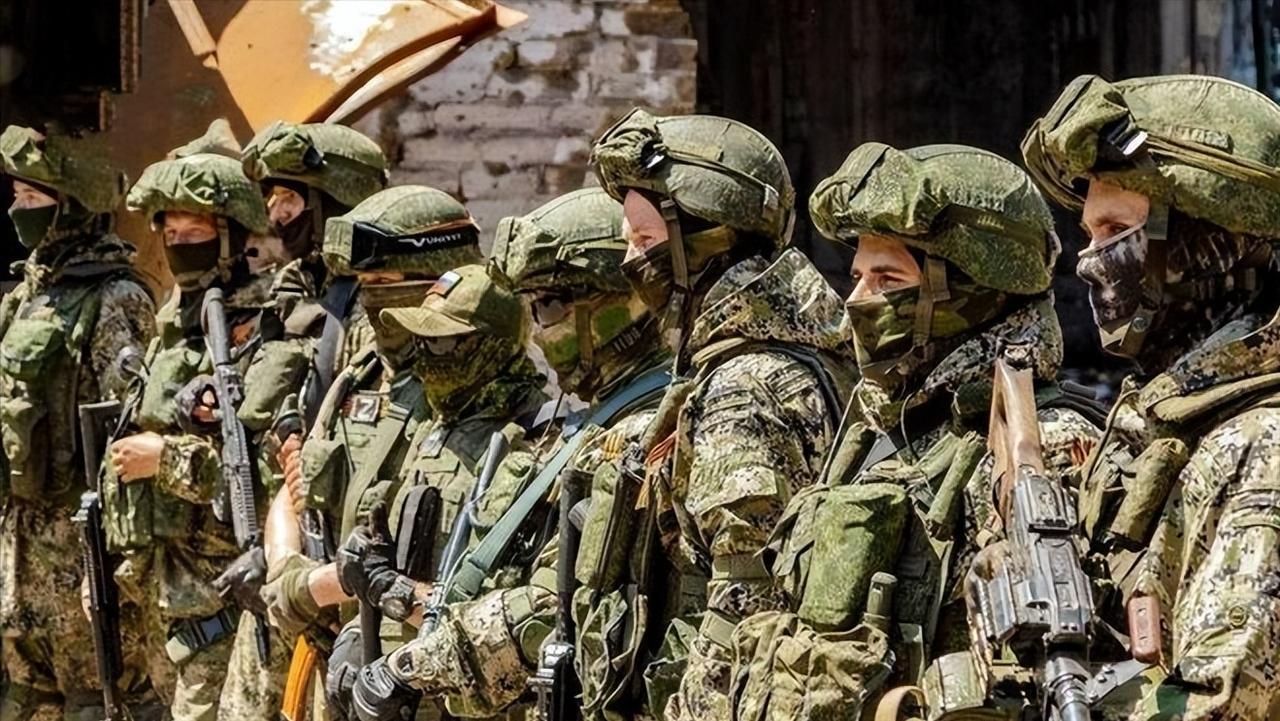 乌军眼瞅兵员压力持续加剧，战壕里听到的不再只有俄语和乌克兰语，西班牙语也越来越多