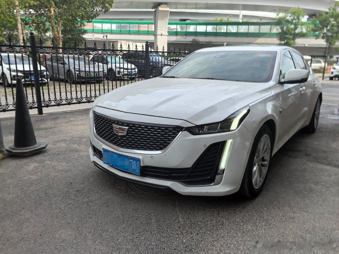 2021年凯迪拉克CT5 28T豪华型5.6万公里 查博士S级 个人一手车二手车