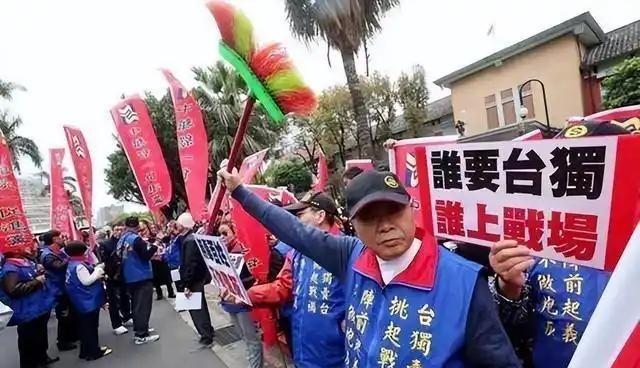 如果美国放弃支持台独，推动两岸和平统一，中国可以承诺在统一后按约定购买一定数量美
