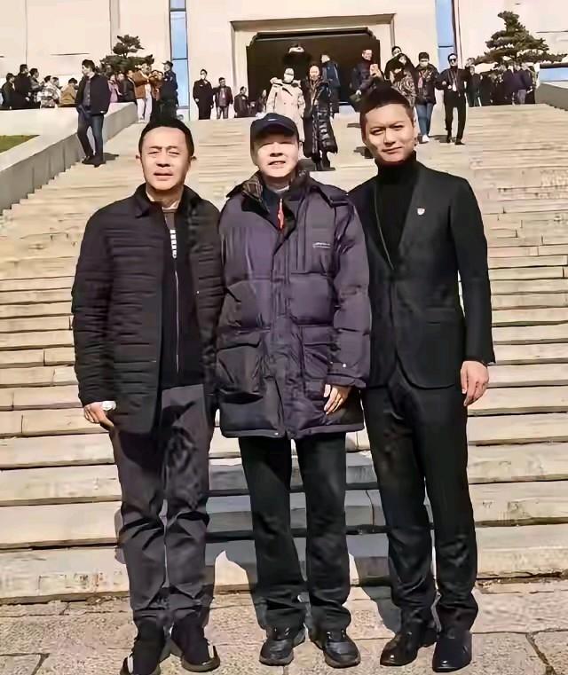 这三位演员，你能说出他们的名字吗？