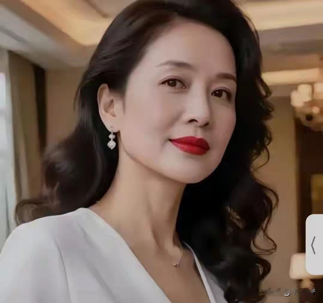 婆婆和她的新欢终于吵架了，我不是幸灾乐祸，确实是吵架的原因很好笑…

婆婆今年六