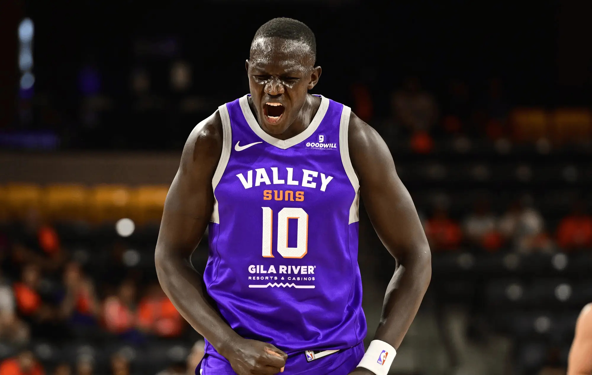 #马鲁阿奇谈成长节奏#近日，10号秀接受了记者采访，在谈到自己的表现时强调了他对