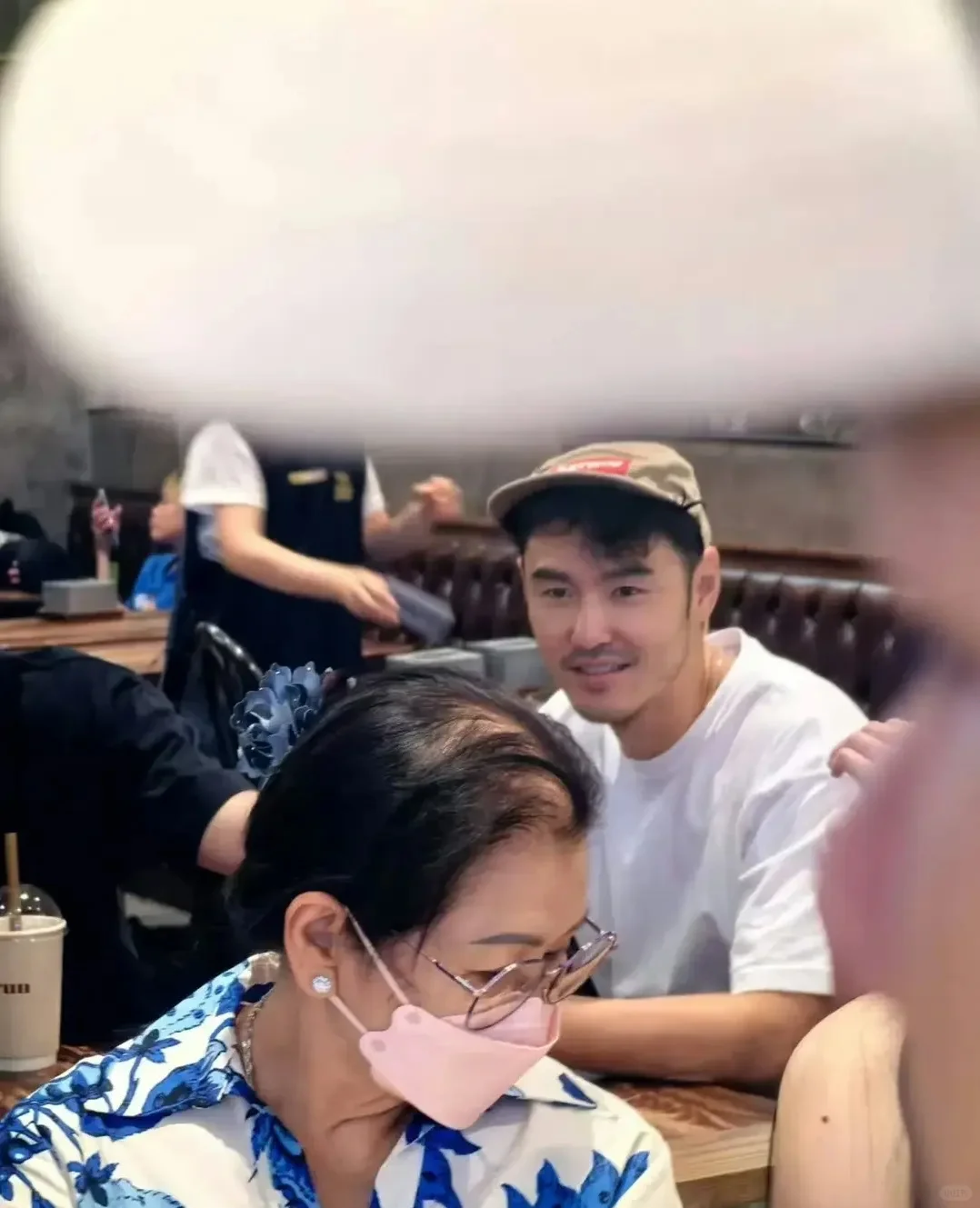 阮经天这两兄弟也太像了吧？