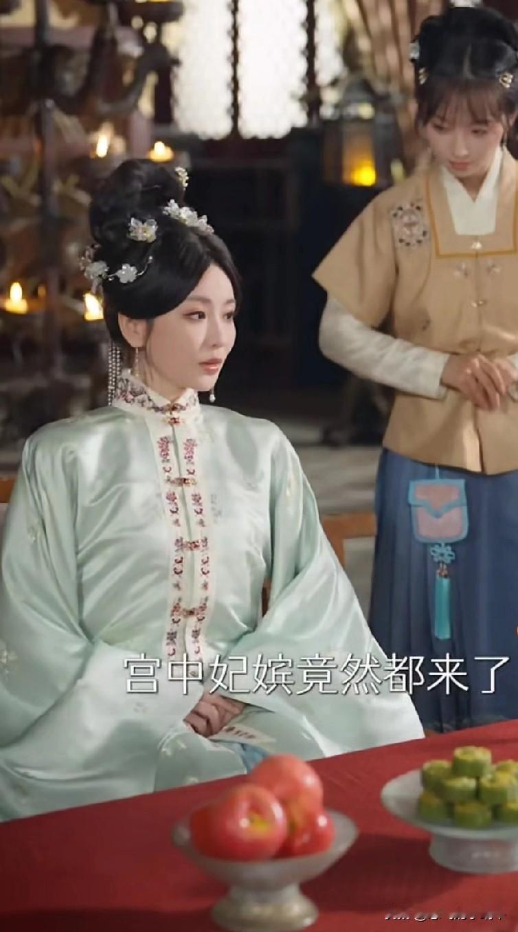 哈哈，其实女人比男人更好色😍这写剧本的人真是深入人心呐，肯定是真实遇到过的，这