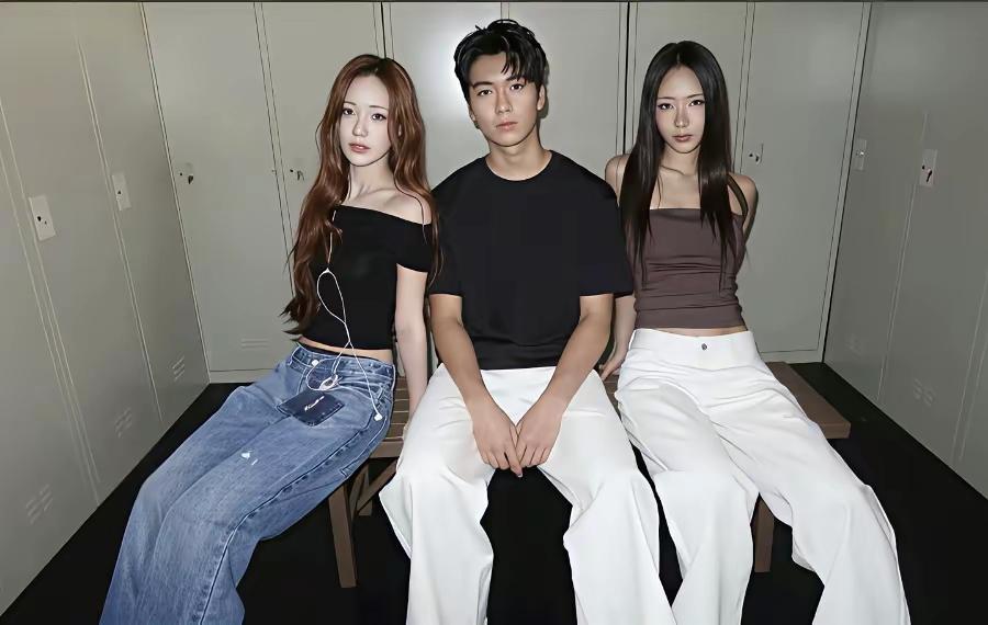大S姐姐的儿子也要出道啦？
 
刷到他和小S的两个女儿一起合拍宣传图，表兄妹三人