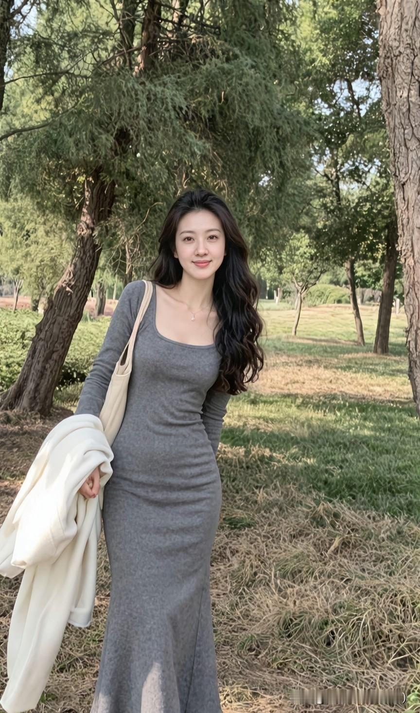 当一个人
不再热衷于言辞、
争辩或刻意迎合，
反而更享受独处和安静，
这往往意味