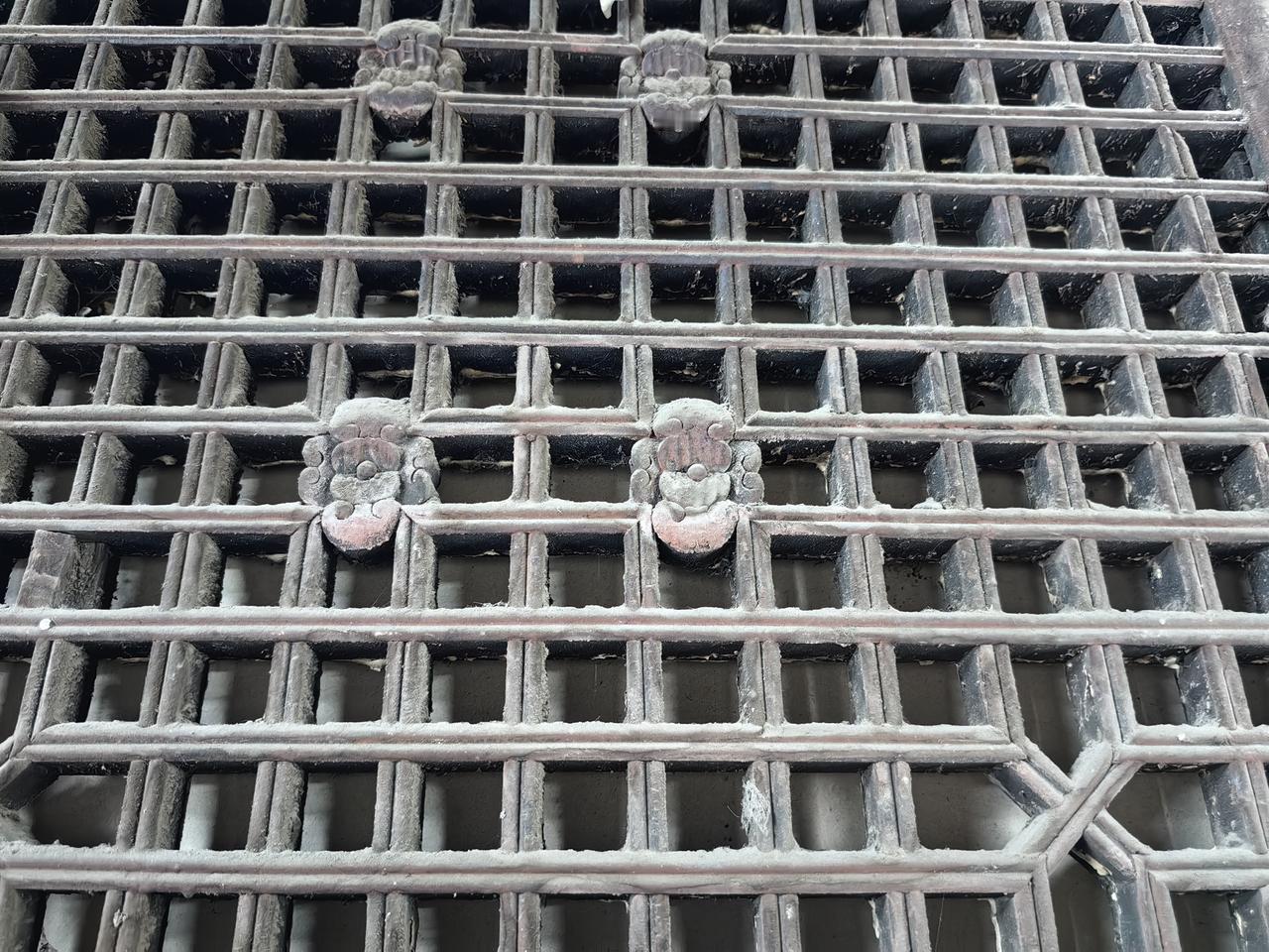 百丈关属米仓道险关要隘。寻找百丈关遗迹，探寻古关奥秘。